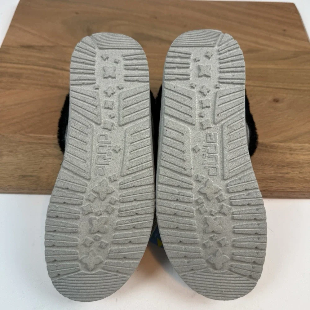 Hey Dude size 1y